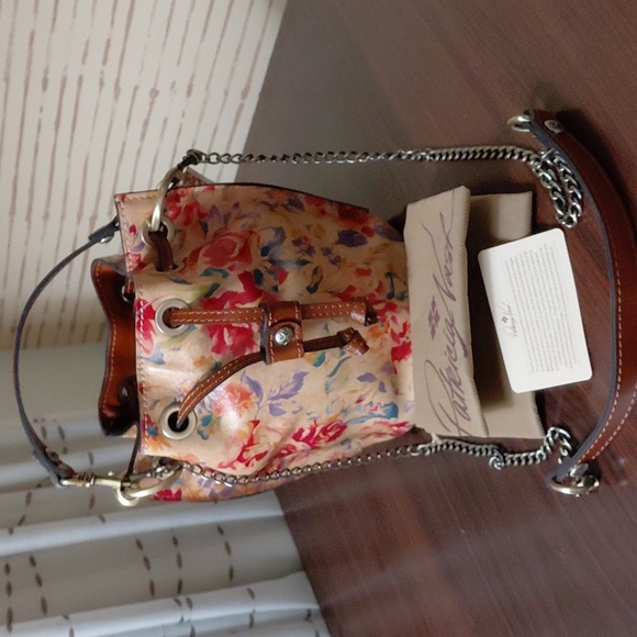 Patricia Nash Handbags - PATRICIA NASH VOLANIA CROSSBODY